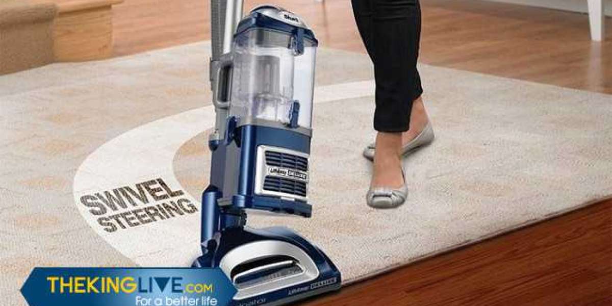 Shark Navigator Lift-Away Deluxe NV360 vs Miele Classic C1: Which Is the Better Vacuum?